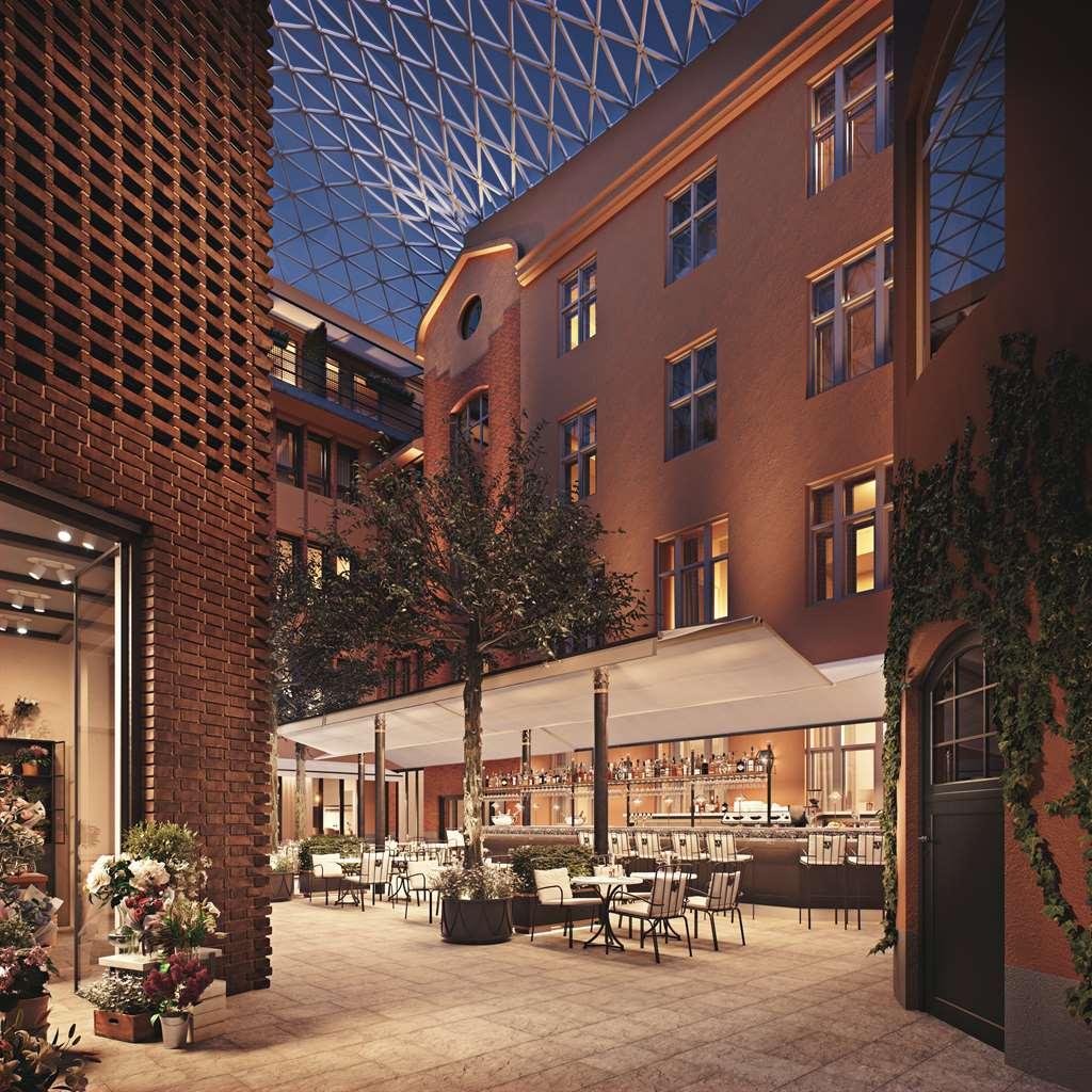 Villa Dagmar Estocolmo Restaurante foto The courtyard at the Mandarin Oriental, Munich