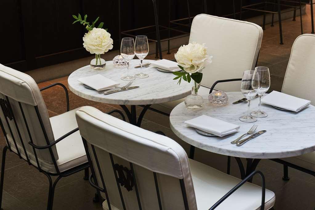 Villa Dagmar Estocolmo Restaurante foto Tables at the restaurant