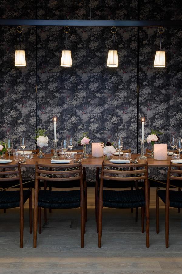 Villa Dagmar Estocolmo Exterior foto The private dining room at The Ivy, St John's Wood