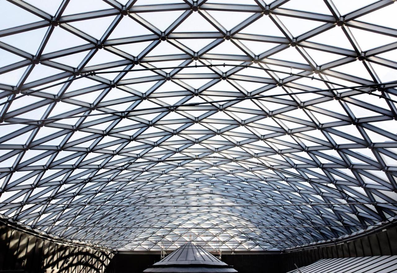 Villa Dagmar Estocolmo Exterior foto The roof of the National Gallery, Berlin