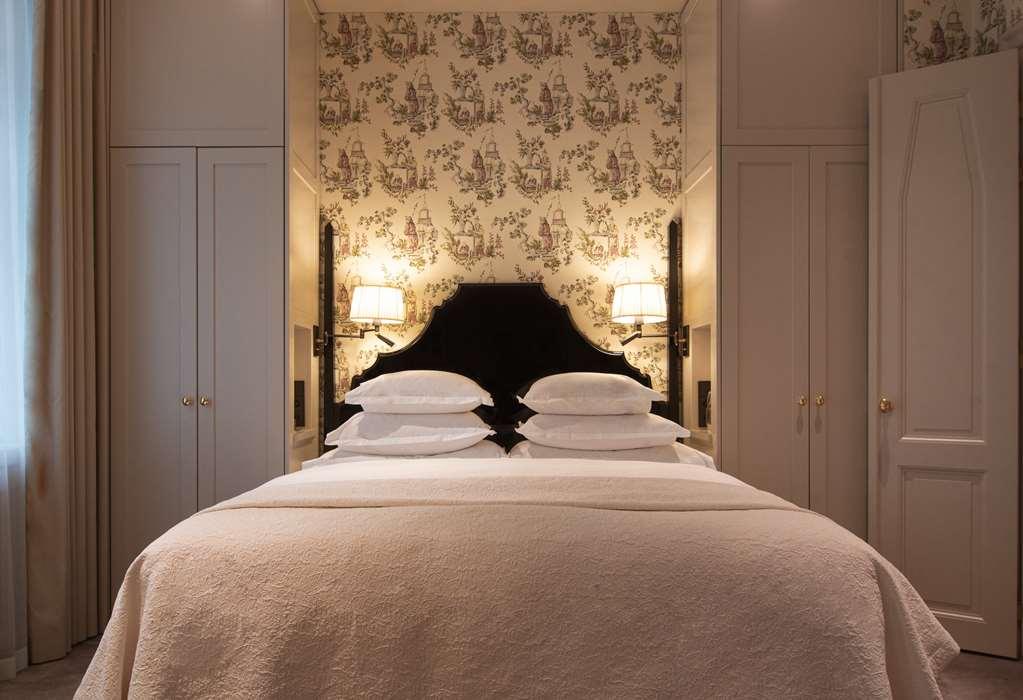 Villa Dagmar Estocolmo Quarto foto A bedroom at the Hotel de Matignon